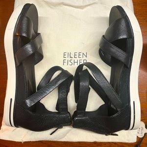 Eileen Fisher size 7 women’s black ankle strap Sandles zipper back